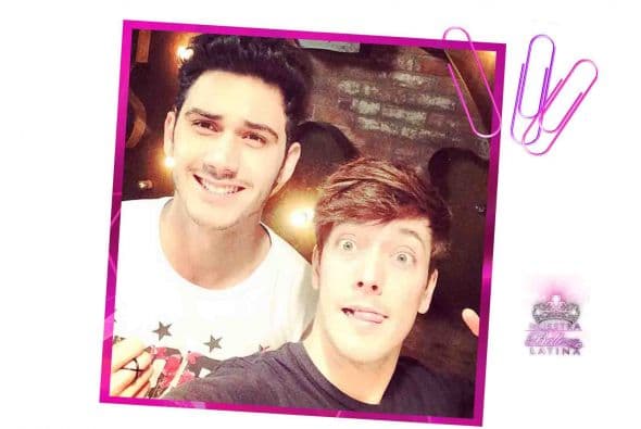 Roger comenzó a los 11 años de edad su carrera dentro de los medios. Durante una década Roger González fue estrella para Disney Channel. Roger es uno de los artistas juveniles más influyentes y queridos en toda América Latina. Actualmente es protagonista del musical “Hoy No Me Puedo Levantar”. Cuenta con más de 1 millón de seguidores en redes sociales. Roger llega a la novena temporada de Nuestra Belleza Latina para traerte todo lo que está pasando en redes sociales. ¡Conócelo!