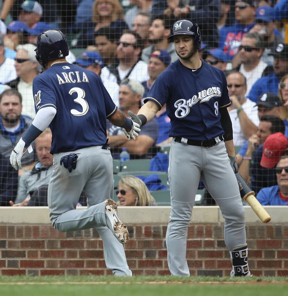 En la alta del octavo inning Lorenzo Cain impulsó a Arcia con sencillo para aventajar 2-1 y en ese mismo capítulo Ryan Braun con sencillo empujó a Carlos Santana para poner el 3-1 en la pizarra.