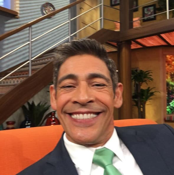 Johnny Lozada: "#Buenosdias". (Noviembre 17, 2015)