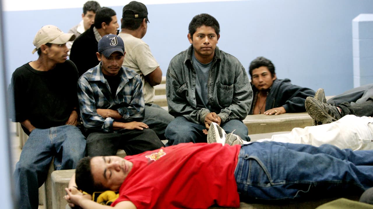 Cubana enfrenta deportación por operar 'casa de seguridad' para indocumentados