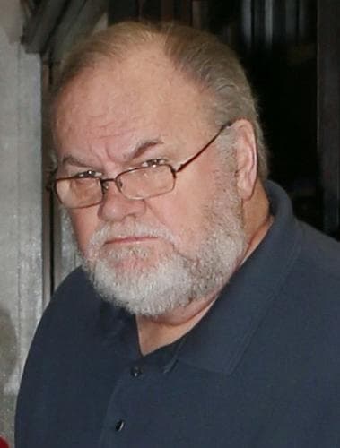 En enero de 2019 Thomas Markle, padre de Meghan, llamó arrogante al príncipe Harry: “Él (Harry) es un humano al igual que el resto de nosotros. Pero creo que él siente que está por encima de los demás y que tiene derecho a menospreciar a la gente”, dijo a The Sun.