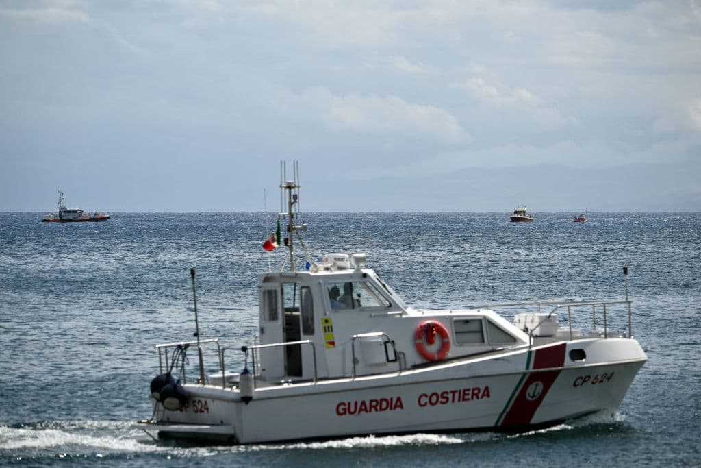 La semana en video: la historia del bebé salvado en el naufragio de Sicilia y las lágrimas de Biden en la convención