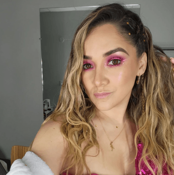 El nombre de la famosa es de origen inglés y es una variante de Shirley. Su significado se divide en ‘scer’, “brillante”, y ‘leah’, “bosque”.