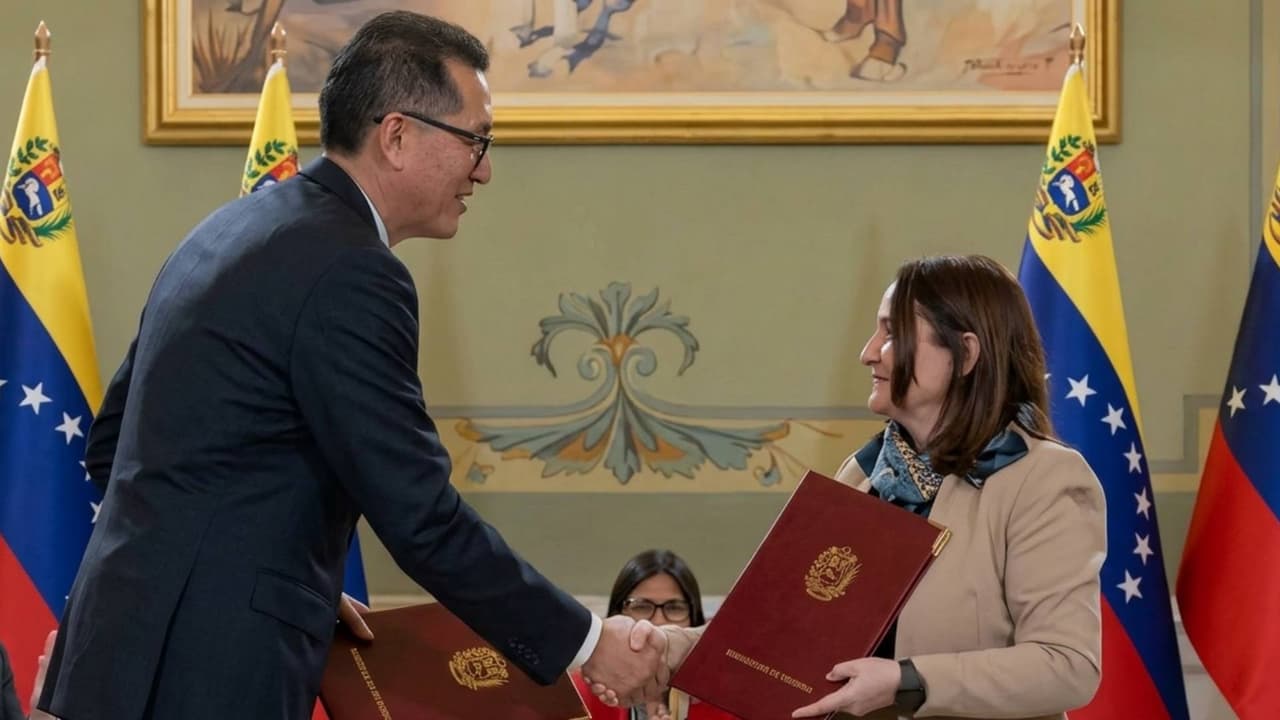 Empresas de EEUU firman acuerdos energéticos con Venezuela para fomentar inversión