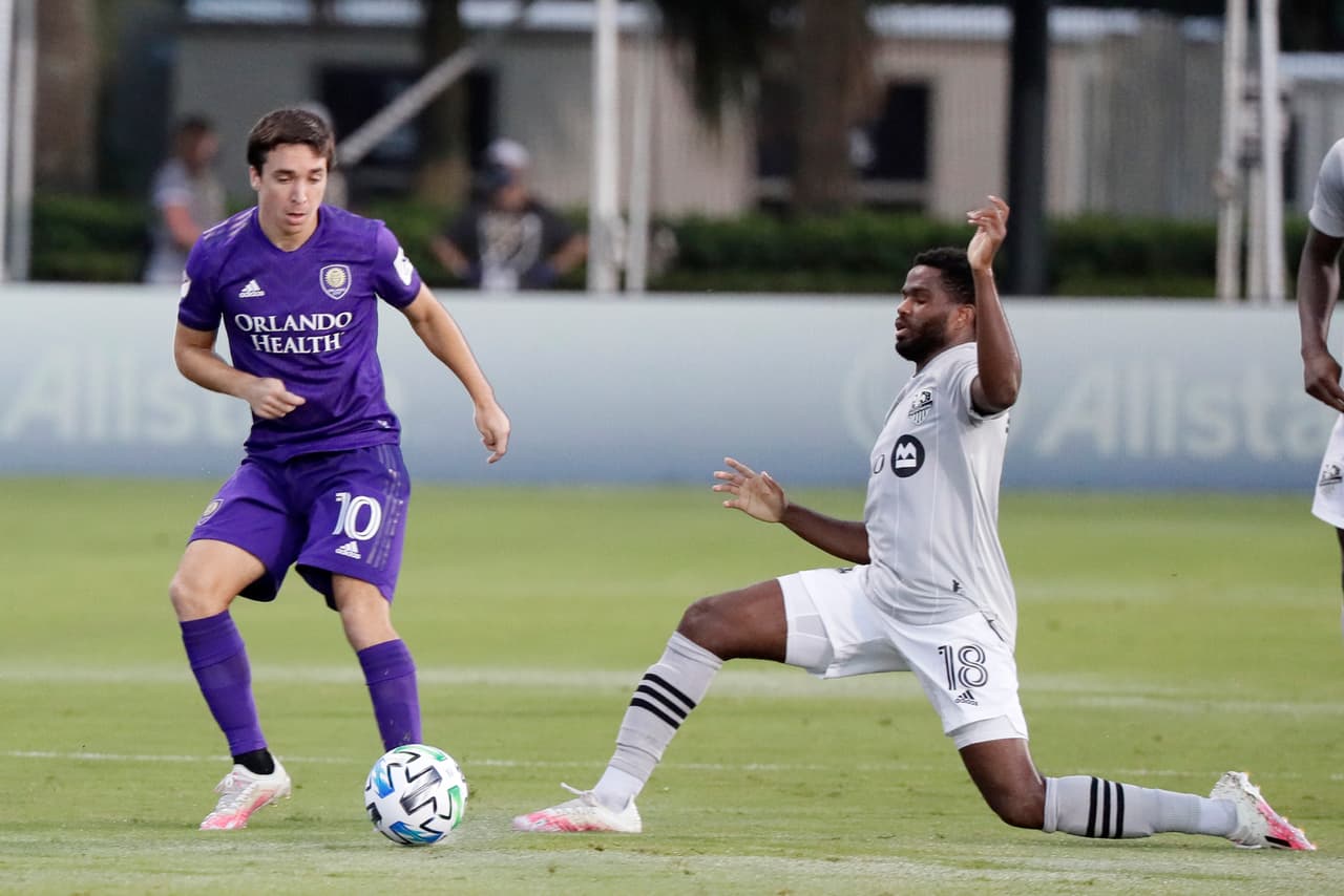 Montreal Impact cayó por la mínima y los de Orlando se instalan en la siguiente ronda del MLS is Back. | Tesho Akindele (60’) marcó el solitario gol del encuentro que envío a casa al conjunto de Montreal Impact.