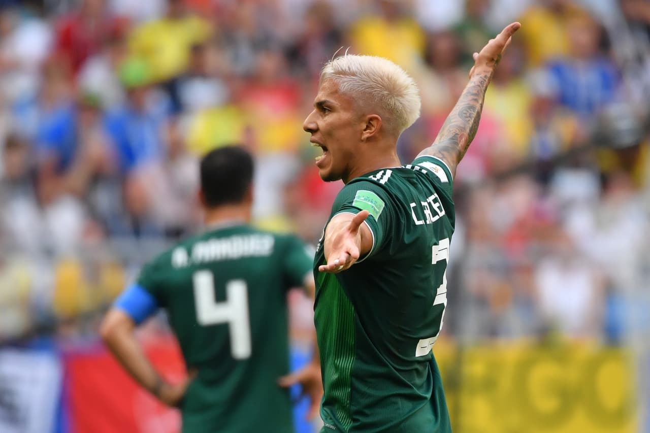 <b>Carlos Salcedo: </b>a pesar de no ser defensa central por convicción, fue el líder de la zaga. Por momentos fue el organizador del equipo desde atrás.