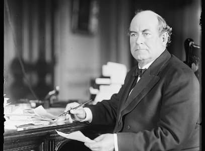 William Jennings Bryan se postuló tres veces sin éxito como candidato del partido demócrata a la presidencia de los Estados Unidos en las elecciones de 1896, 1900 y 1908.