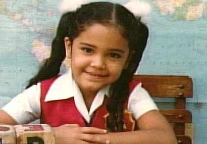 Nos encanta esta foto de su época de estudiante. Sin duda, sus hijas Antonella y Michaella tienen un gran parecido con ella.