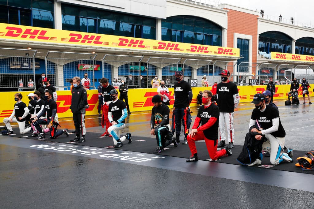 Una carrera inolvidable para el mexicano Sergio Pérez en donde consigue segundo lugar y su primer podio del año, que comparte con el ya siete veces campeón del mundo Lewis Hamilton, y con Sebastian Vettel en tercera posición. Hamilton iguala a Schumacher en campeonatos del mundo, mientras el mexicano suma su noveno podio en la historia de la Formula 1.