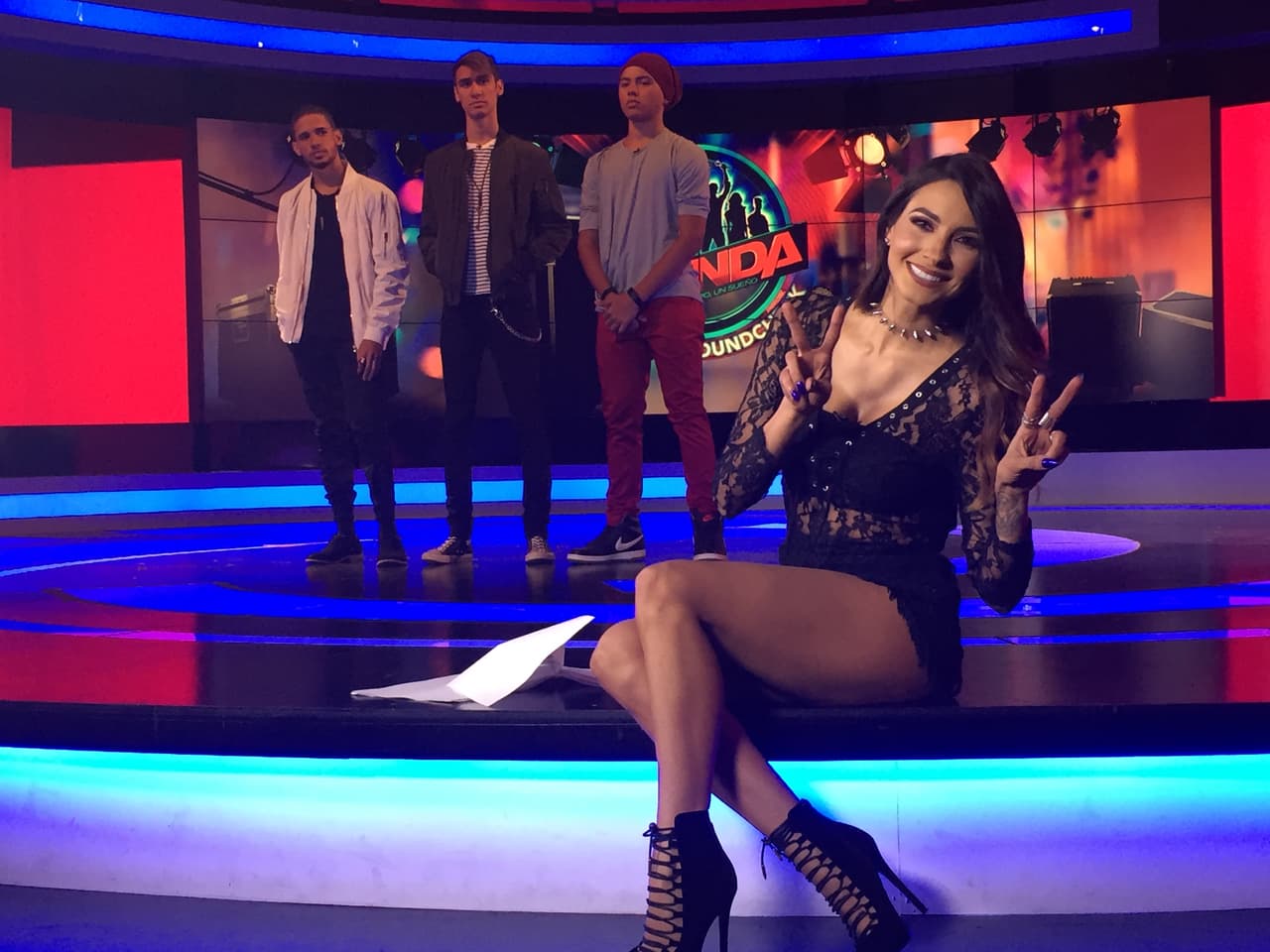 Patricia y José compartieron con los exparticipantes de la primera edición de La Banda, Joshua, Jaime y Sebastián, entre otros invitados en la primera grabación del programa.