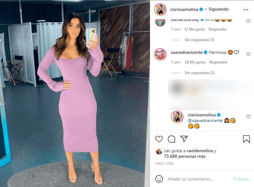 Desde que se hizo pública su relación, Vicente comenta casi todas las fotos de la exreina de belleza y le hace muchos cumplidos.