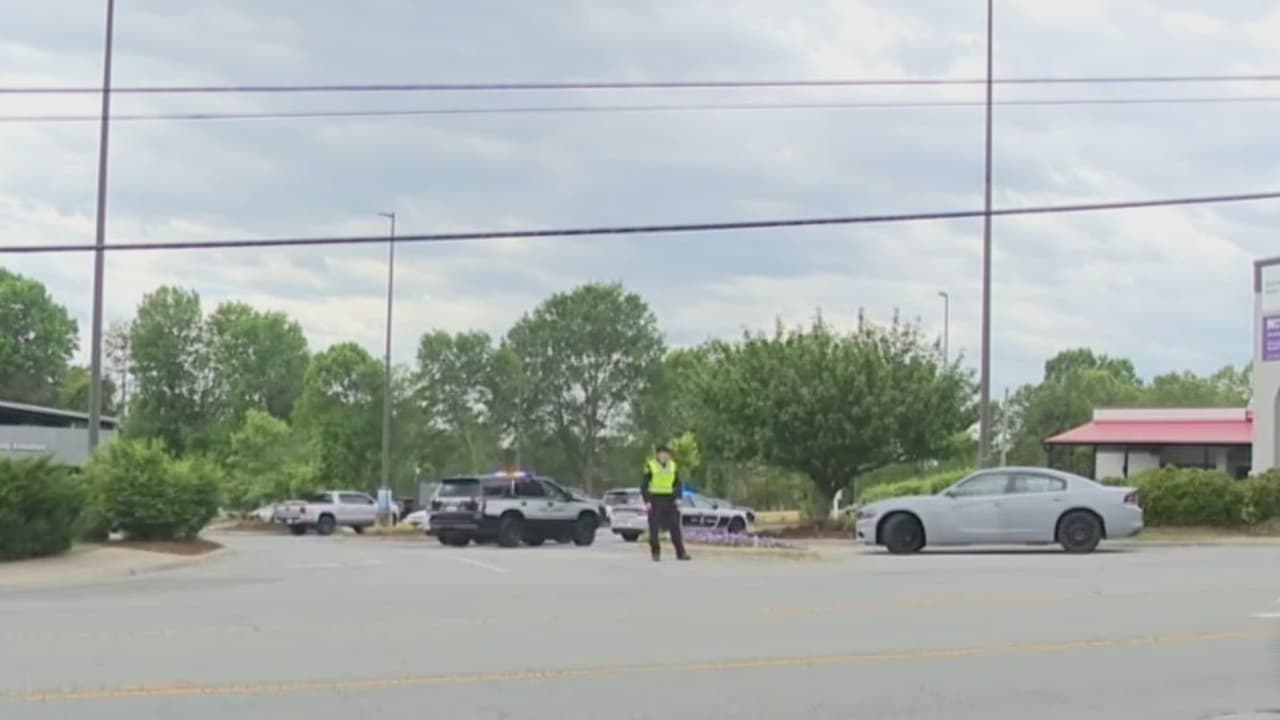 Dos muertos y cinco heridos dejó tiroteo en parque de Winston-Salem