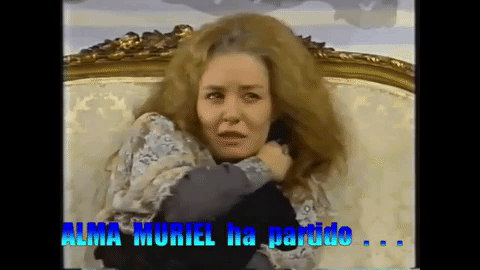 La relación entre Alma Muriel y Ricardo Cortés terminó en 1980 y, al poco tiempo, la actriz dio pauta a una nueva relación, ahora con el cantante José María Napoleón, con quien habría tenido un hijo, que finalmente no nació. Este hecho causó una profunda depresión en la actriz, quien viajó a España para filmar una película.