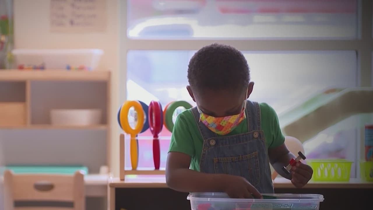 Médicos esperan la aprobación de la vacuna contra covid-19 para menores de cinco años