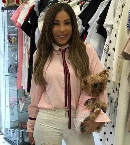 "
<b>A los insensibles</b>: no se trata de una perrita, se trata de un ser querido que llenó mi vida de felicidad", explicó ante quienes han puesto en duda su sentir.
<br>