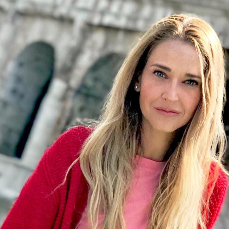 El romance que tiene con Lourdes Peláez se destapó a inicios de marzo pasado, poco antes de que comenzara el confinamiento por el contagioso virus. 
<br>
<br>