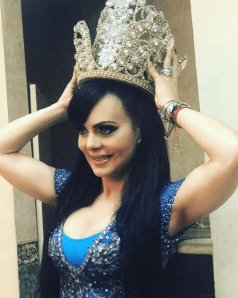 "[...] Y bueno, vino esta gran historia de amor. Fue un hombre muy mágico, pero Joan, en el fondo, tenía muchas inseguridades de que yo era artista. Él me amaba, pero era muy celoso [...]", enfatizó la actriz de telenovelas como 'Niña de mi corazón'.