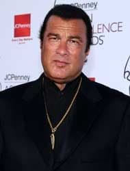 Ella explicó que era tratada como un juguete sexual, además de que el Seagal tenía dos asistentes rusas que satisfacían sus necesidades sexuales, reportó el portal CNN México.