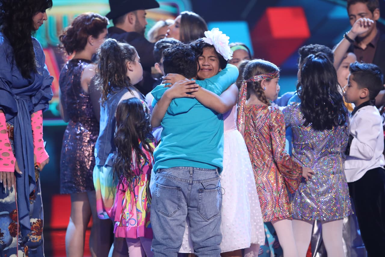 Sus compañeros las despidieron con mucho amor.