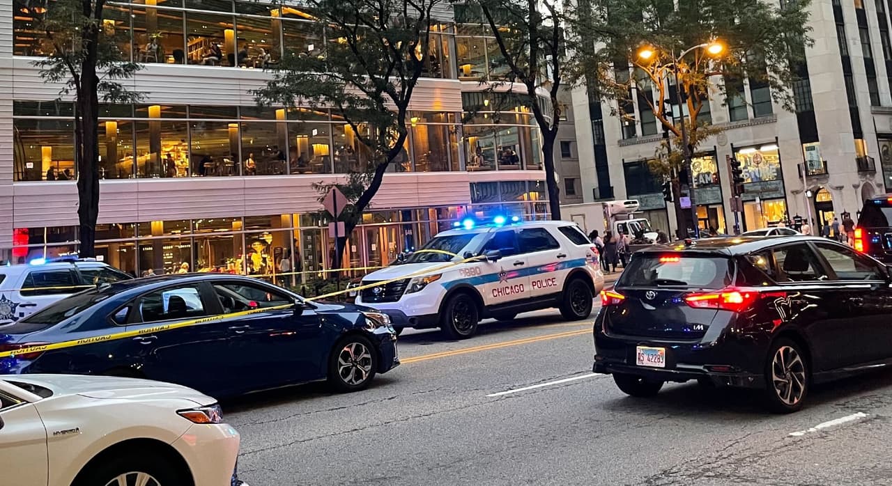 Matan a hombre en pleno centro de Chicago, reportan fuerte movilización policiaca