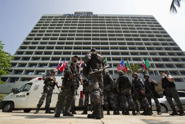 La violencia volvió a apoderarse de Río de Janeiro este sábado.