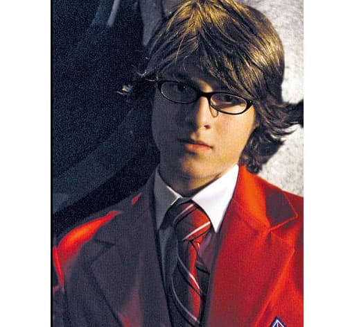 Mientras que Eddy interpretó a Teo, quien se juntaba con Miguel (Poncho Herrera).