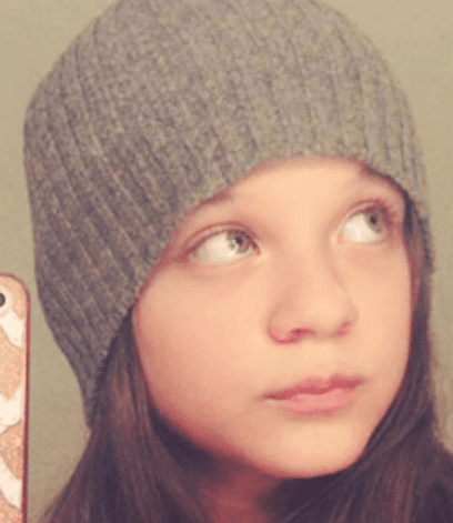 A su corta edad ha participado en diversos proyectos de teatro y televisión.
<br>