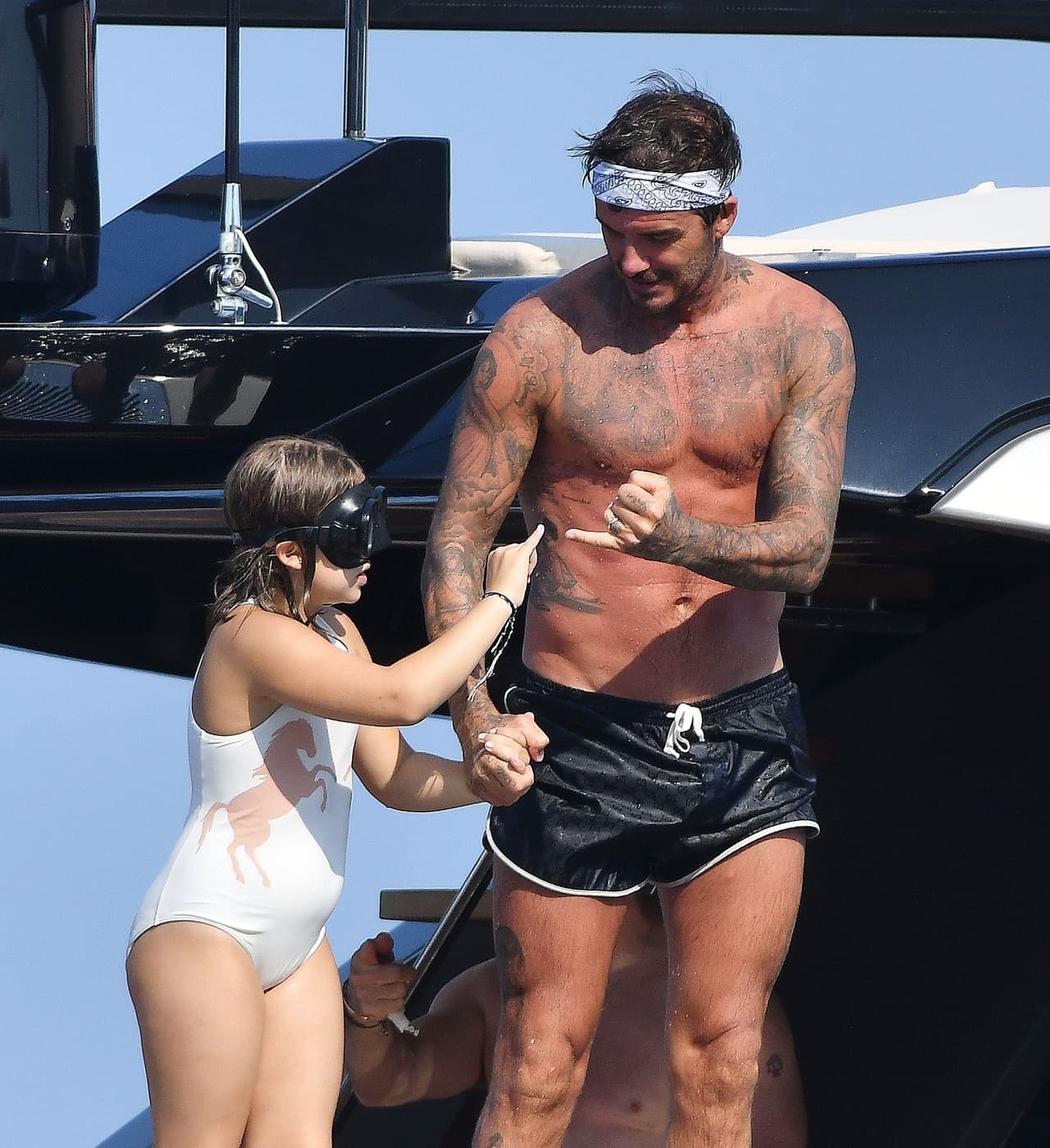 Hasta un 'pinky promise' hizo David Beckham con su pequeña Harper.