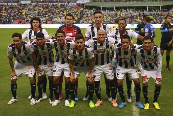 7. RAYADOS. Desde Monterrey, la capital de Nuevo León (norte), este equipo es, junto a su eterno rival Tigres, el que puede presumir de mayor lealtad de sus aficionados. Su estadio se llena por completo cada dos semanas, y seguramente escalará en la lista de Forbes, pues aunque hoy en día se estima su valor en 80 millones de dólares, a mediados de este año estrenará un estadio que valdrá ni más ni menos que 200 millones.