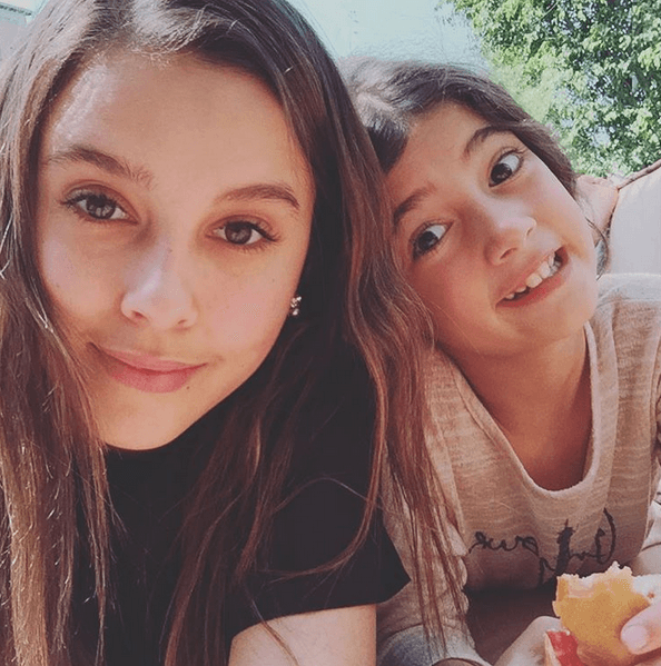 Además Paulina Goto adora a los niños.