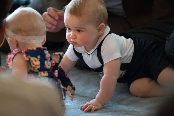 Gritó, hizo pucheros, lanzó juguetes y socializó con los otros bebés sin problema, bueno, eso es relativo, porque durante los juegos hizo llorar a una niña al arrebatarle un juguete.