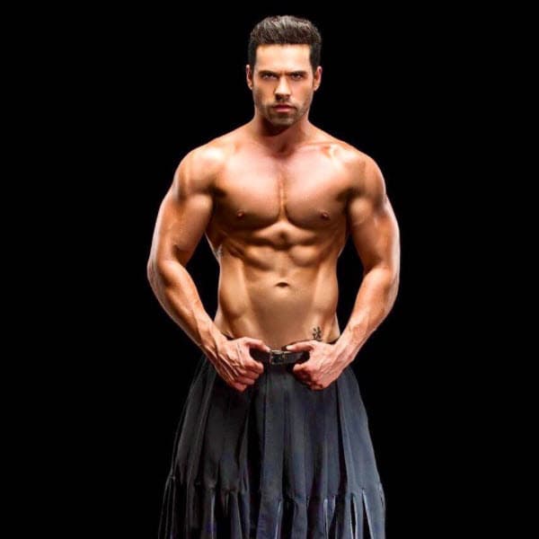 <b><a href="http://www.univision.com/temas/eleazar-gomez">Eleazar Gómez</a></b> le dio vida a este personaje que volvió locas a las niñas, y ahora también a las grandes, pues aunque ha seguido en el mundo de las telenovelas, actualmente es parte del elenco
<a href="http://www.univision.com/entretenimiento/en-fotos-16-famosos-se-desnudan-para-el-show-solo-para-mujeres-fotos">'Solo para mujeres'</a>.