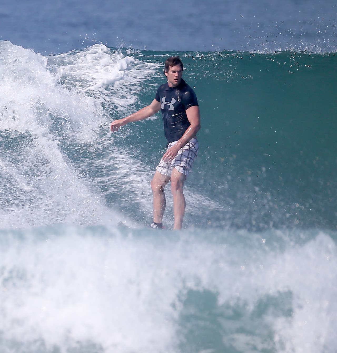 Brady dominó las olas.