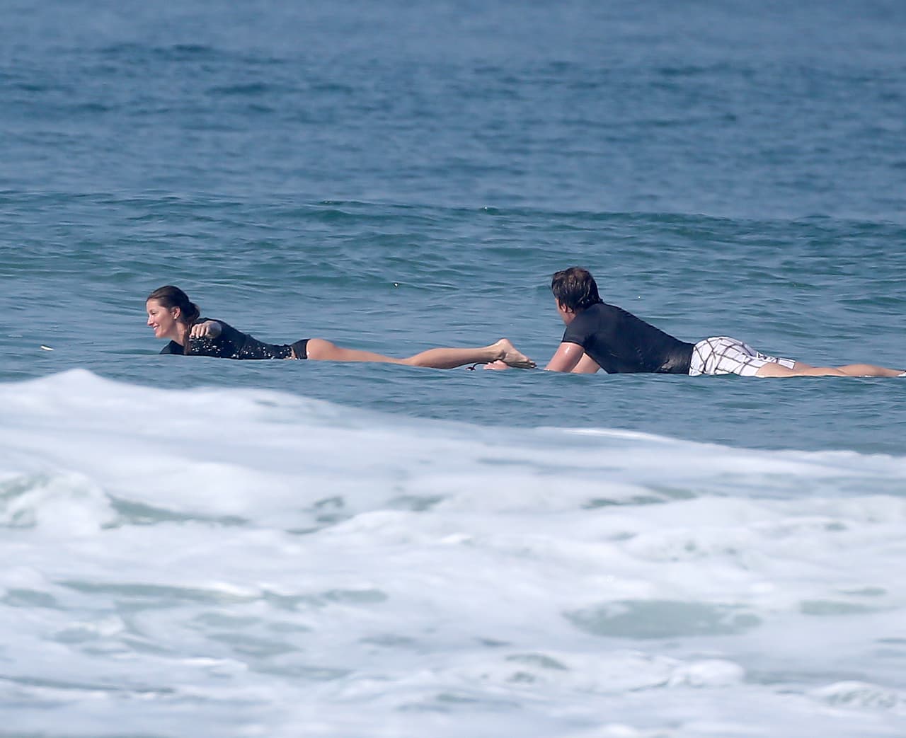 Tom y Gisele siguen pasándola genial en Costa Rica.