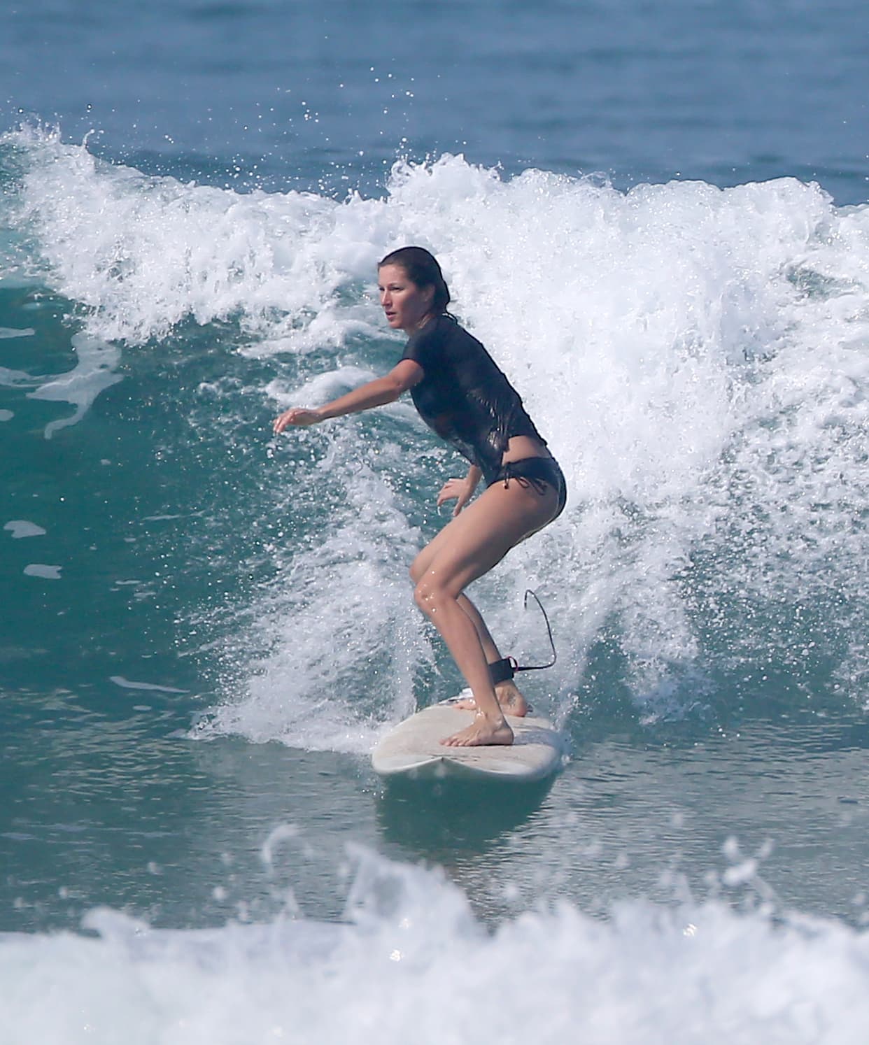 Una y otra vez, montaron olas.