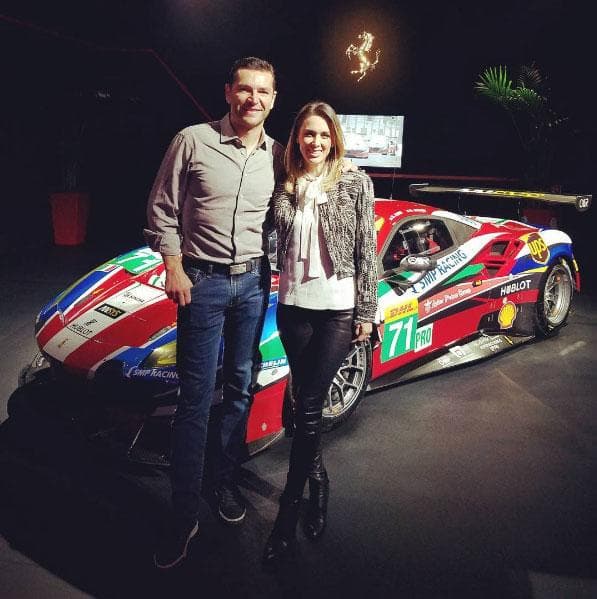 En el año 2015 fue la primera vez que 
<b><a href="http://www.univision.com/temas/jacqueline-bracamontes">Jacqueline Bracamontes</a></b> se enfrentara a los señalamientos de que su esposo le era infiel, pues una publicación mostró unas fotografías en las que él estaba rodeado de mujeres en una playa mexicana.