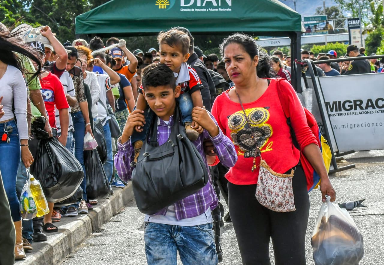 "Desde un comienzo concebimos este documento como un medio para facilitar la movilidad en frontera sin descuidar la seguridad", señaló el director de Migración Colombia, Christian Krüger, citado en un comunicado de su despacho.