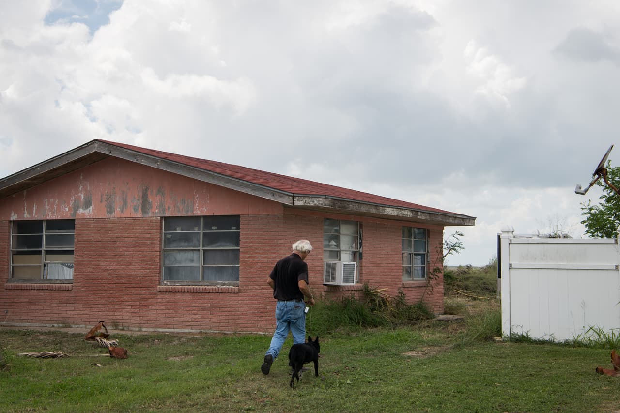 Brownsville, Texas es la ciudad menos saludable de todo Estados Unidos. Su puntuación es de 21.41, muy alarmante si la comparamos con San Francisco, la más saludable del país, que tiene 73.99. Puntaje total: 21.41. Rango de "atención médica": 174/174. Rango de "comida": 174/174. Rango "Fitness": 173/174. Rango de "espacio verde": 173/174.