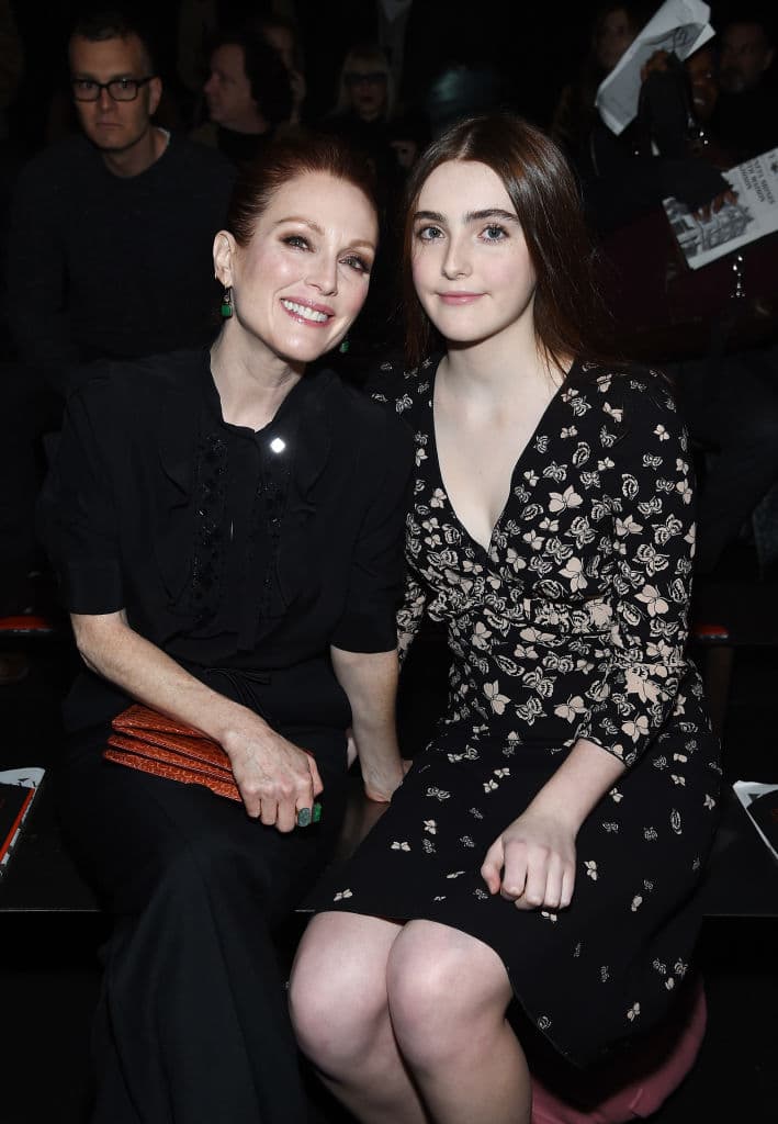 <b>Liv Freundlich – Julianne Moore</b>
<br>Es la hija de Julianne Moore con el director Bart Freundlich. Y desde el 2005, debutó como actriz en la película ‘Trust the man’.
