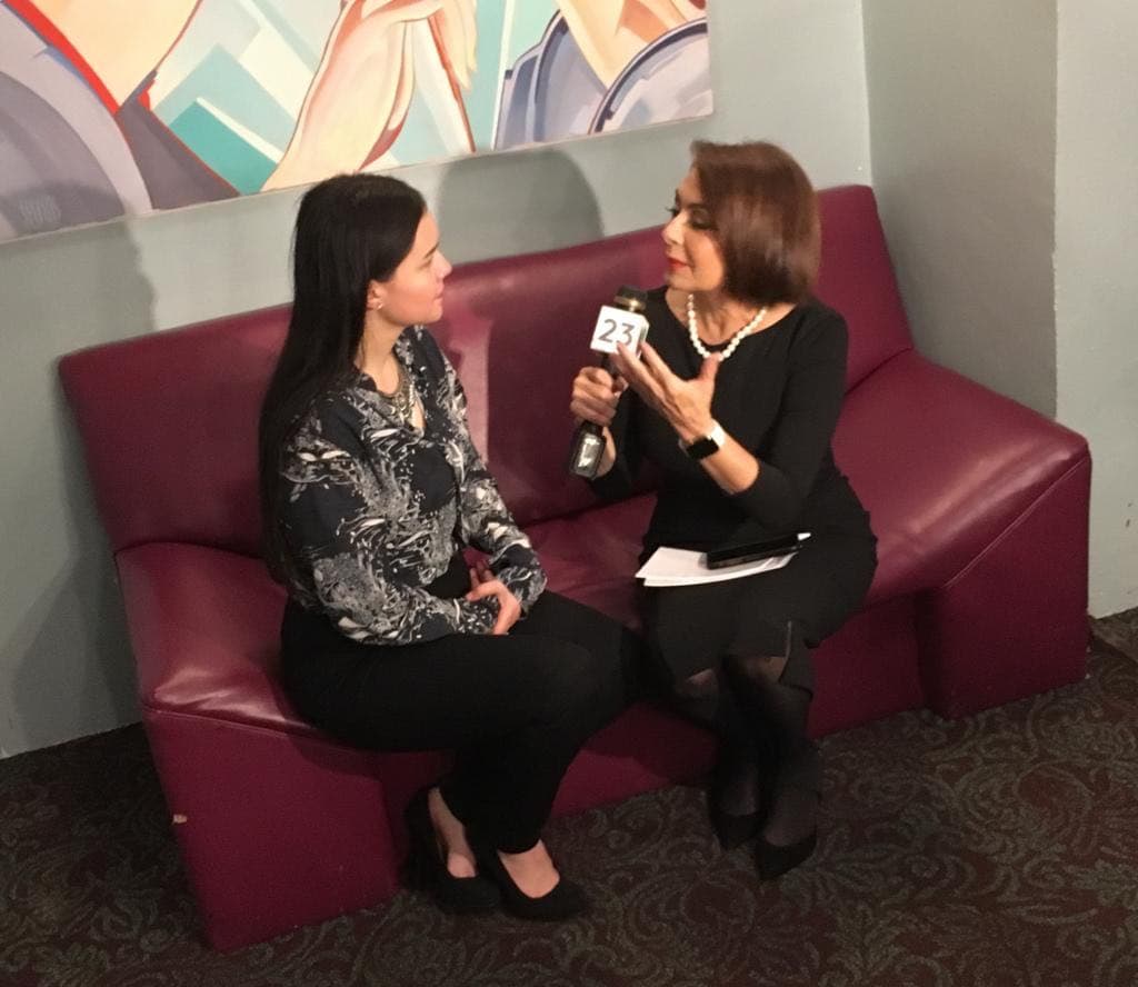 Sarita, la hija menor del cantante, dijo en una entrevista justo al terminar la ceremonia en Miami, que su padre sería cremado, y la mitad de sus cenizas irían a México, y la otra mitad se quedarían en Miami.