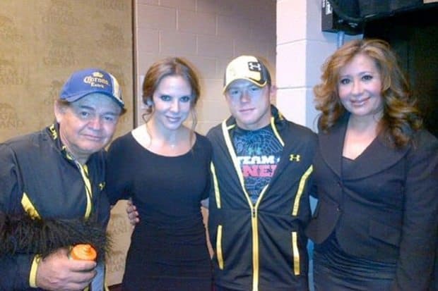 Con Kate del Castillo, trascendió que tuvo un affair y que fue la propia actriz, quien decidió fueran sólo amigos.