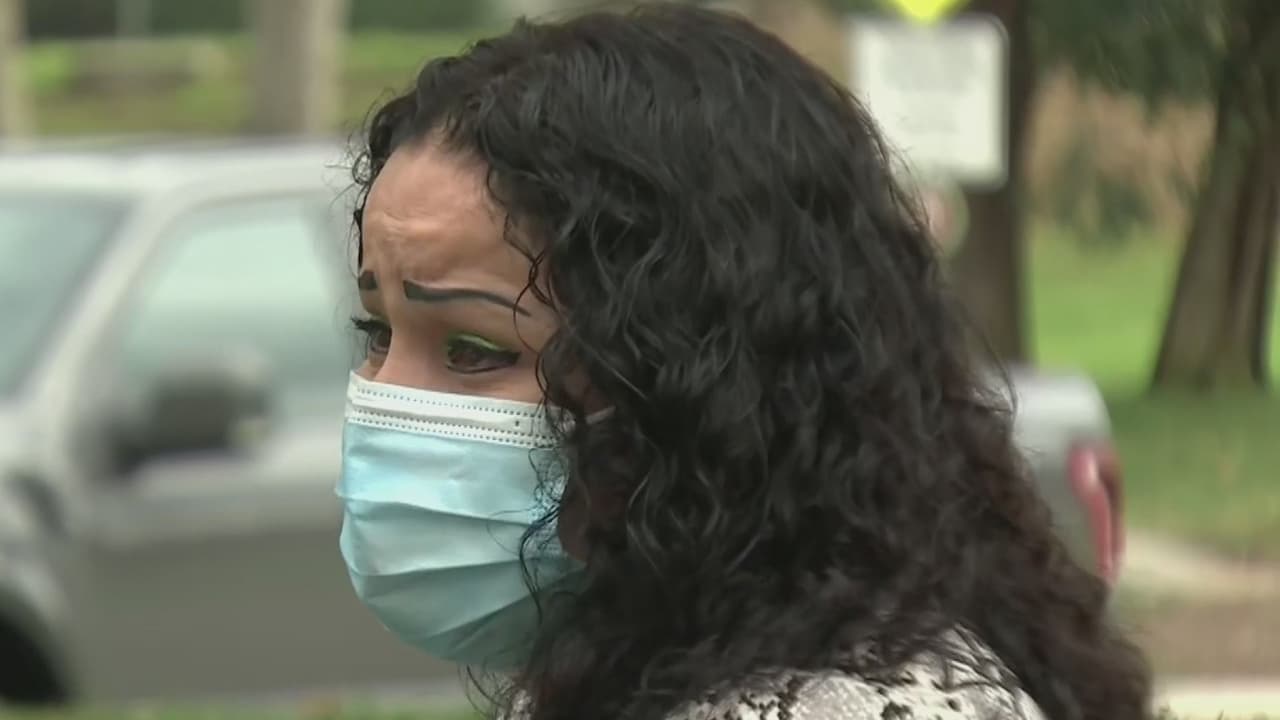 "Estoy sufriendo muchísimo": mujer relata el drama que vive tras someterse a varias cirugías estéticas en México