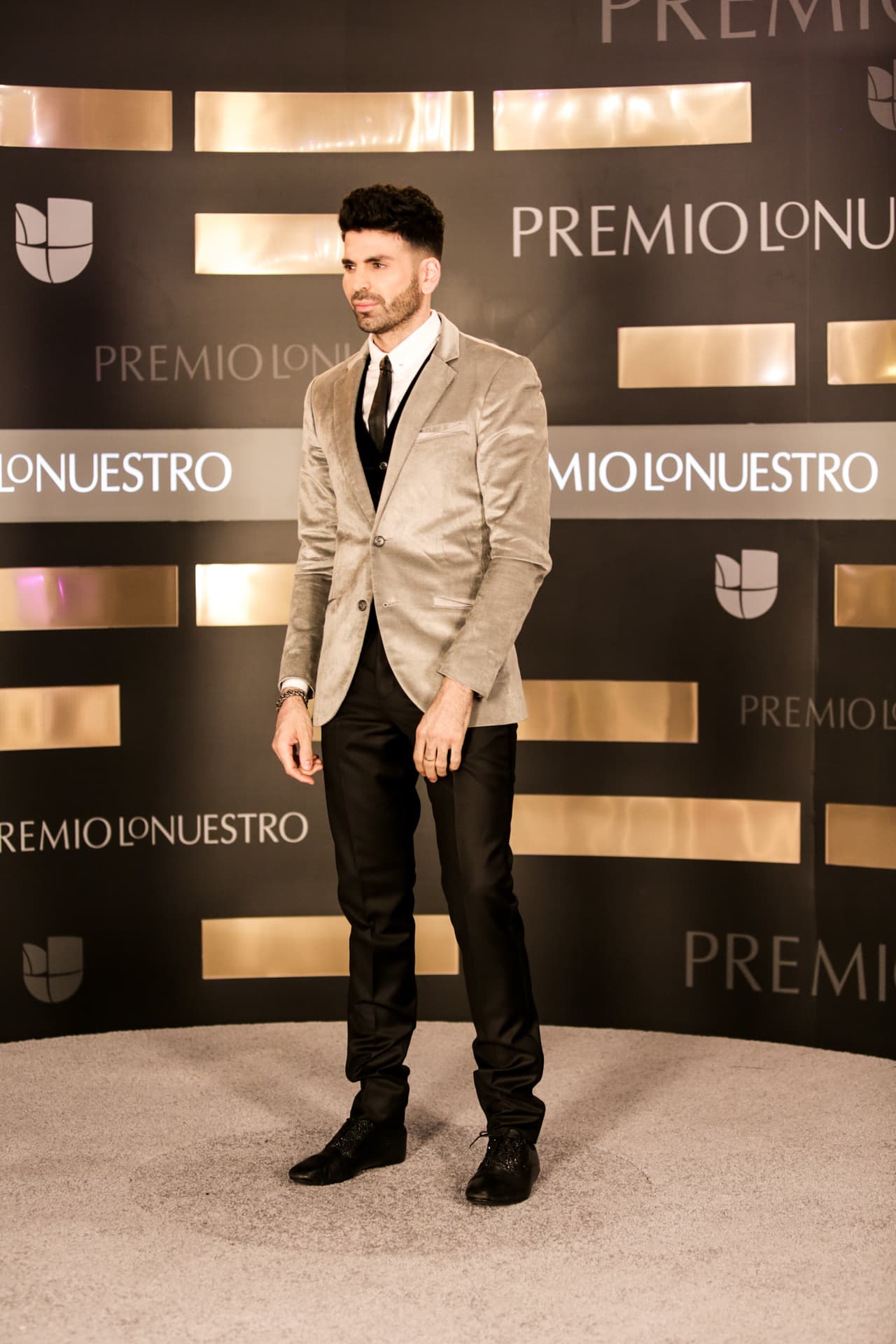 Como cada año, el talento de Univision fue uno de los más celebrados en esta alfombra magenta de Premio Lo Nuestro. ¿Quién fue tu favorito o favorita de la noche?