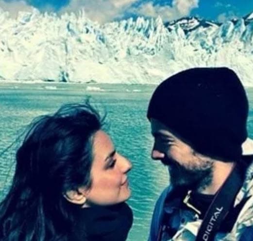 La actriz compartió imágenes de dicho viaje en las que aparecía junto a este galán, sin embargo, eliminó dichas postales.