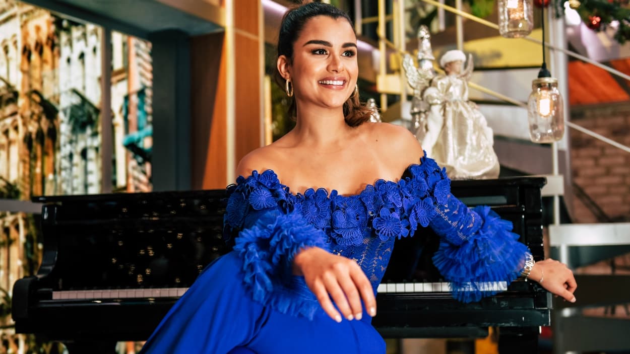 <b>PESO DESEADO:</b> "En cuanto a mi apariencia física, mi enfoque es comer saludable y seguir haciendo ejercicio para llegar a mi peso deseado, que es 130 libras".
<br>