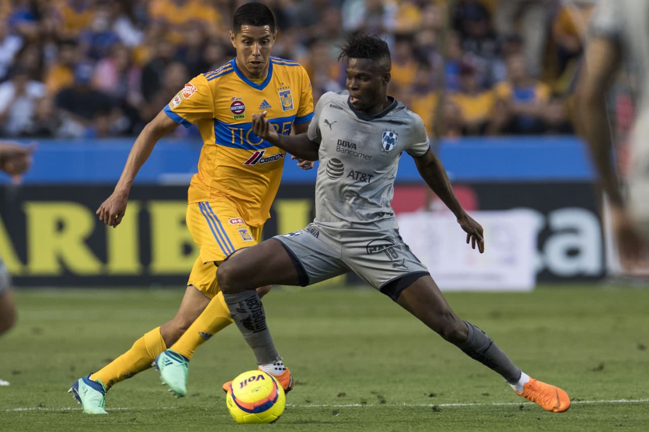 A tal grado que a los 45 minutos, Alberto Acosta vio la tarjeta roja y los universitarios se quedaron con 10 hombres.