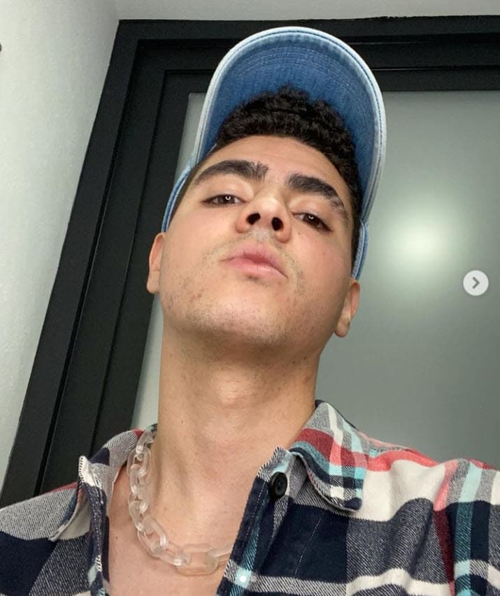 Tras su participación en esa telenovela, Omar Yubeili continuó con su carrera como actor y ha aparecido en capítulos de
<b>Como Dice el Dicho y La Rosa de Guadalupe</b>. También incursionó como cantante.
<br>