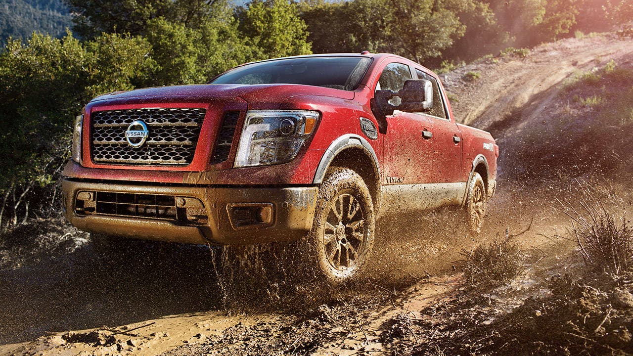 <b>Puesto 11: </b>Abre el ranking la 
<b><a href="http://www.univision.com/noticias/nissan">Nissan</a> Titan</b>. Esta pickup logró vender un total de 
<b>17.484</b> unidades en el año. Si bien está al fondo de las posiciones, este modelo logró un notable crecimiento de un 57.2% en relación a 2015, cuando se vendieron 11,122 vehículos.