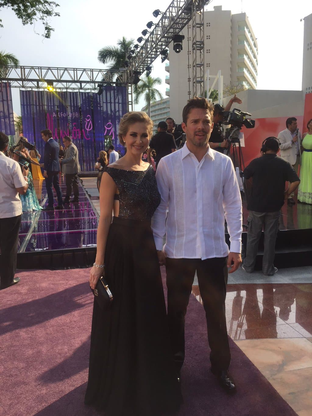 Ingrid Martz está enamoradísima. ¡Juntos brillaron en la alfombra!