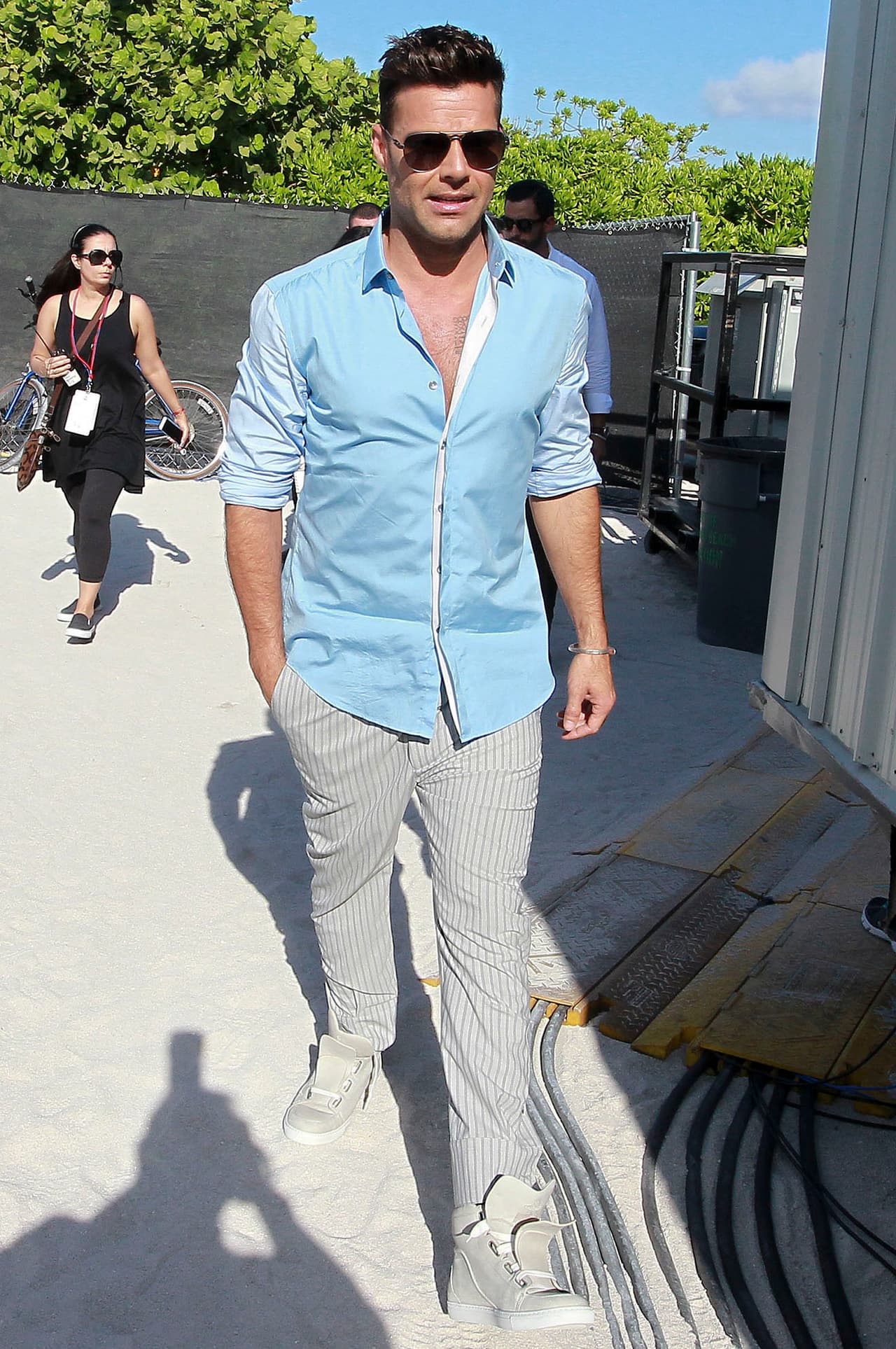 El cantante es de los latinos más apuestos.